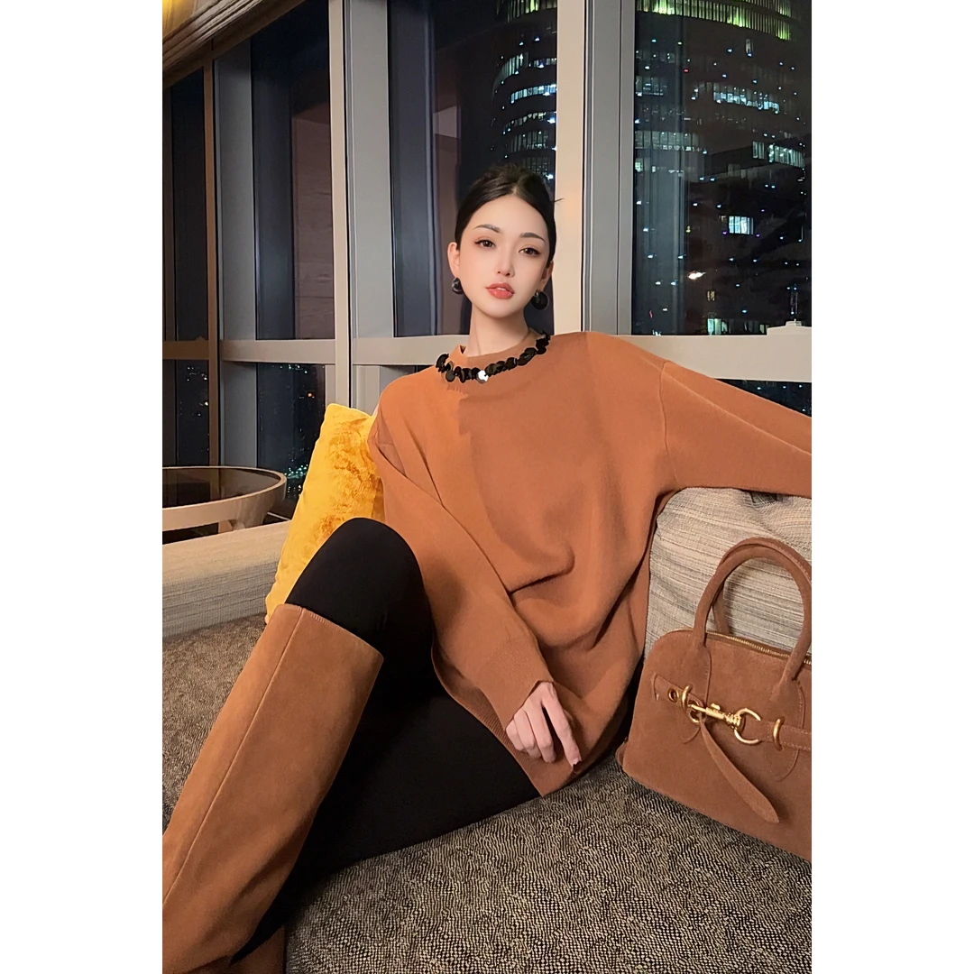 紫紫  时装毛衣 亮片定位秋冬糯叽叽毛衣宽松圆领长袖ZC10SMHJ352