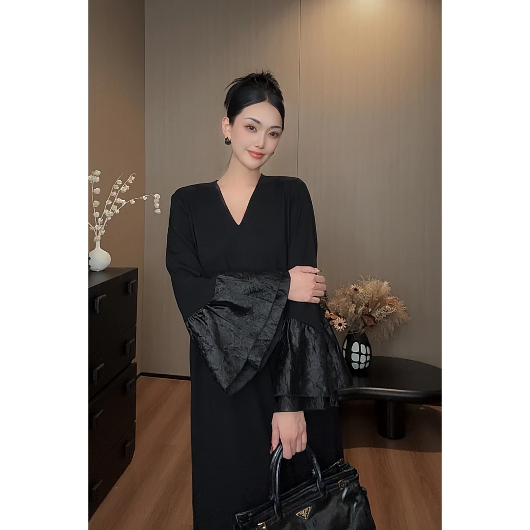 紫紫 本然优雅 双喇袖浪漫藏肉连衣裙秋季新款长裙女 ZC06LZHJ112