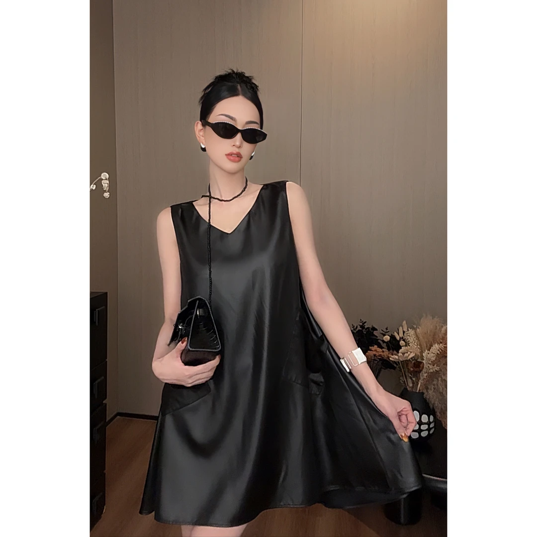 紫紫 反骨优雅 流光黑背心裙夏季新款时尚显瘦宽松连衣裙ZSJC0710