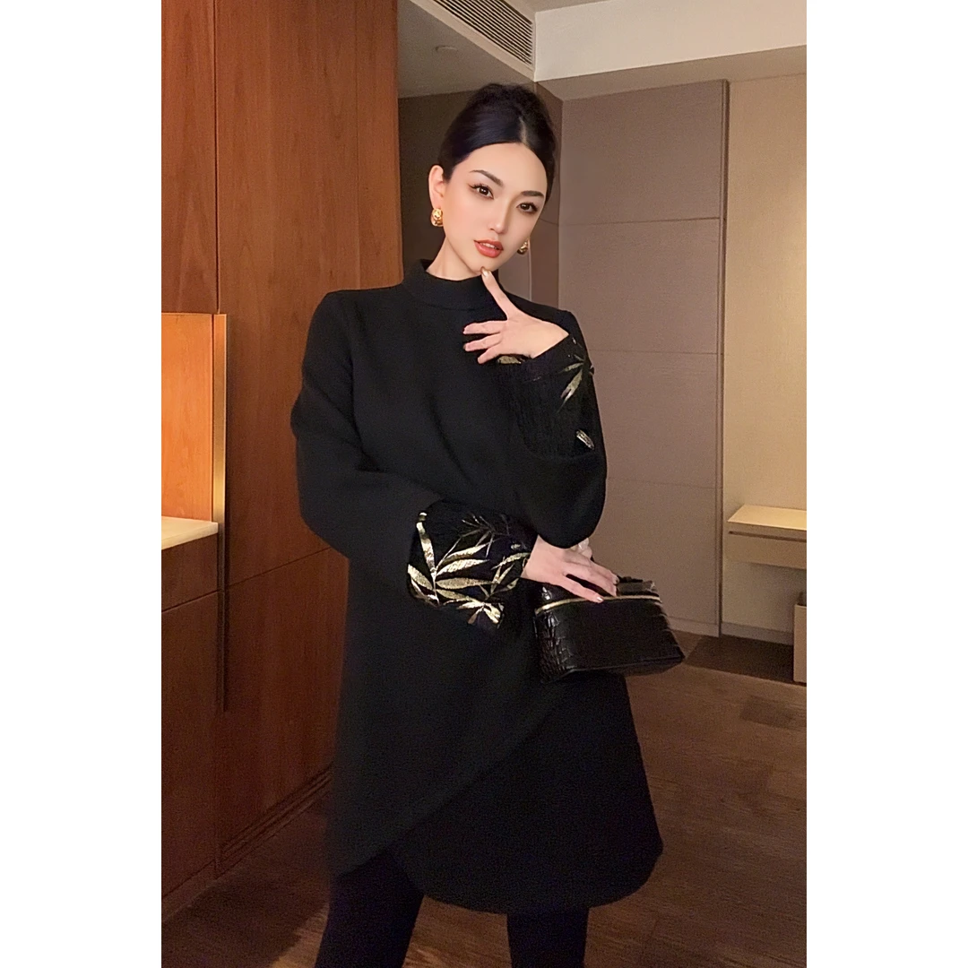 紫紫   竹烟  新中式压花丝绒拼接新款气质显瘦连衣裙ZC10LZHJ365