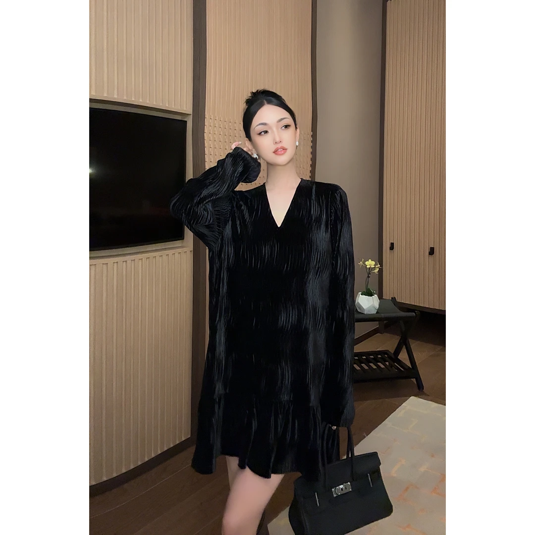 紫紫  流动美学 浪感经编绒减龄气质长袖新款连衣裙女ZC06LZHJ114