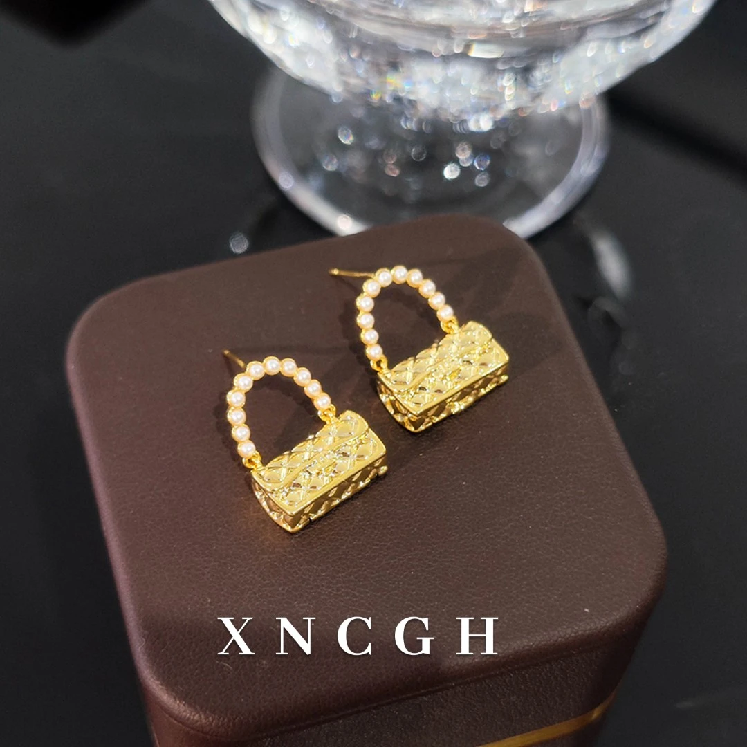 铜合金耳饰 0178奥地利水晶耳饰时尚气质轻奢百搭简约