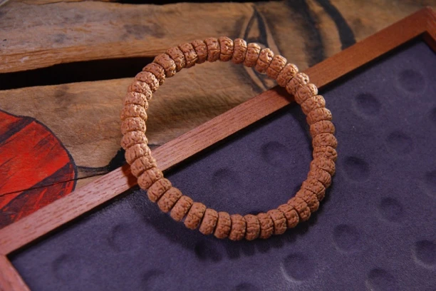 印尼小金刚菩提精工单圈手串