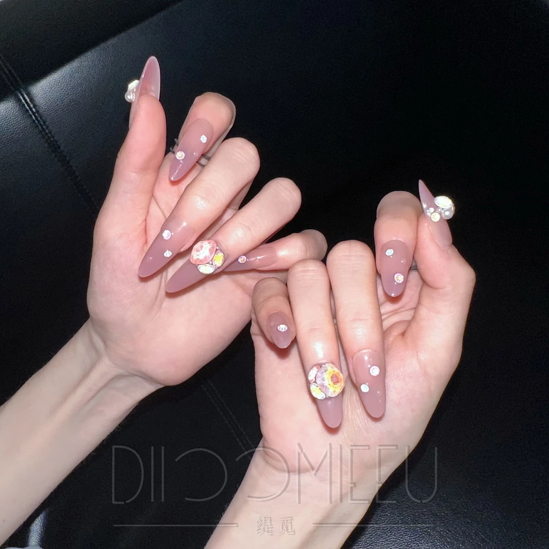 【芝芝桃桃】轻奢高级摩卡钻少女心全华子钻纯手工可拆卸式穿戴甲