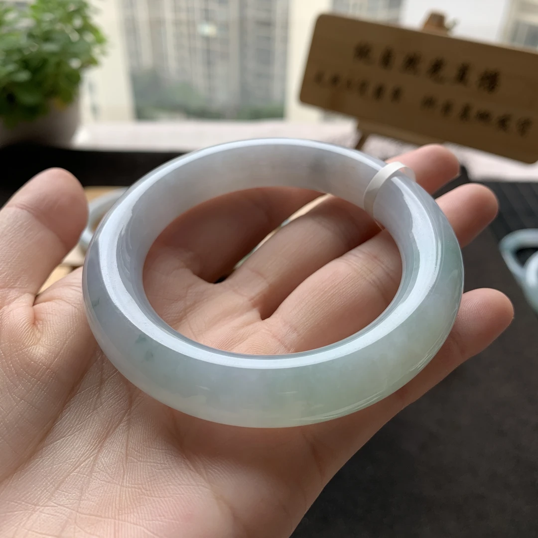 55圈口翡翠手镯圆条D50825