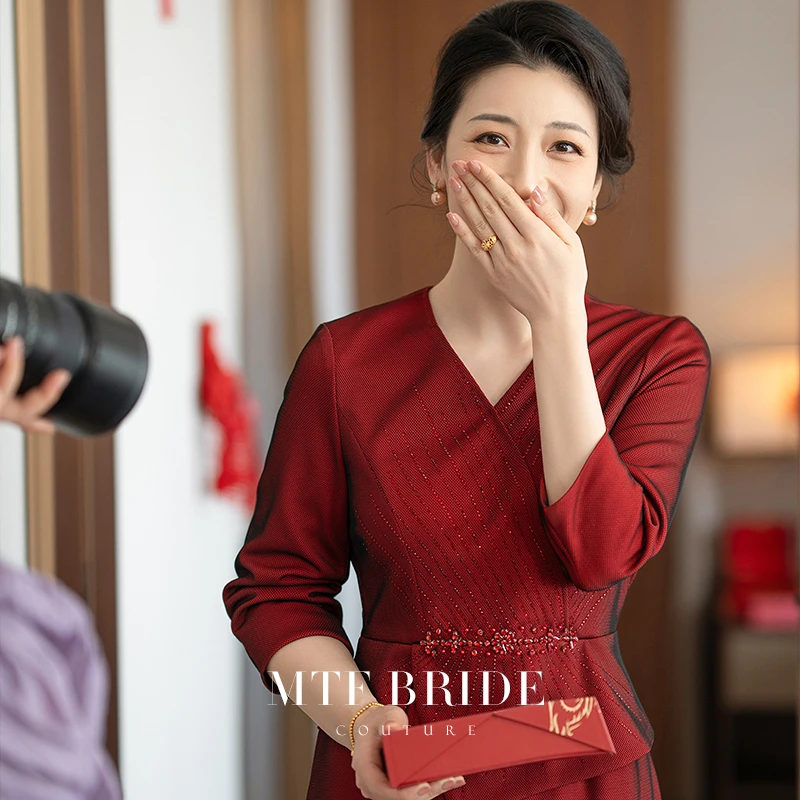 满庭芳华婚宴装2025新款喜妈妈礼服结婚中式旗袍裙喜婆婆高级感女