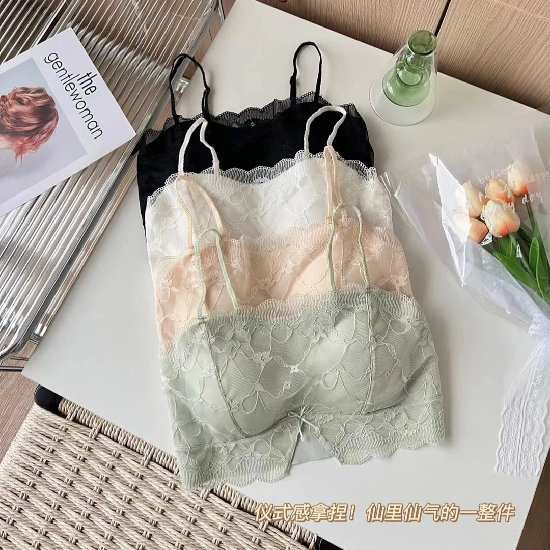 执感 夏季时尚小清新蕾丝波浪边聚拢防走光百搭吊带背心82440