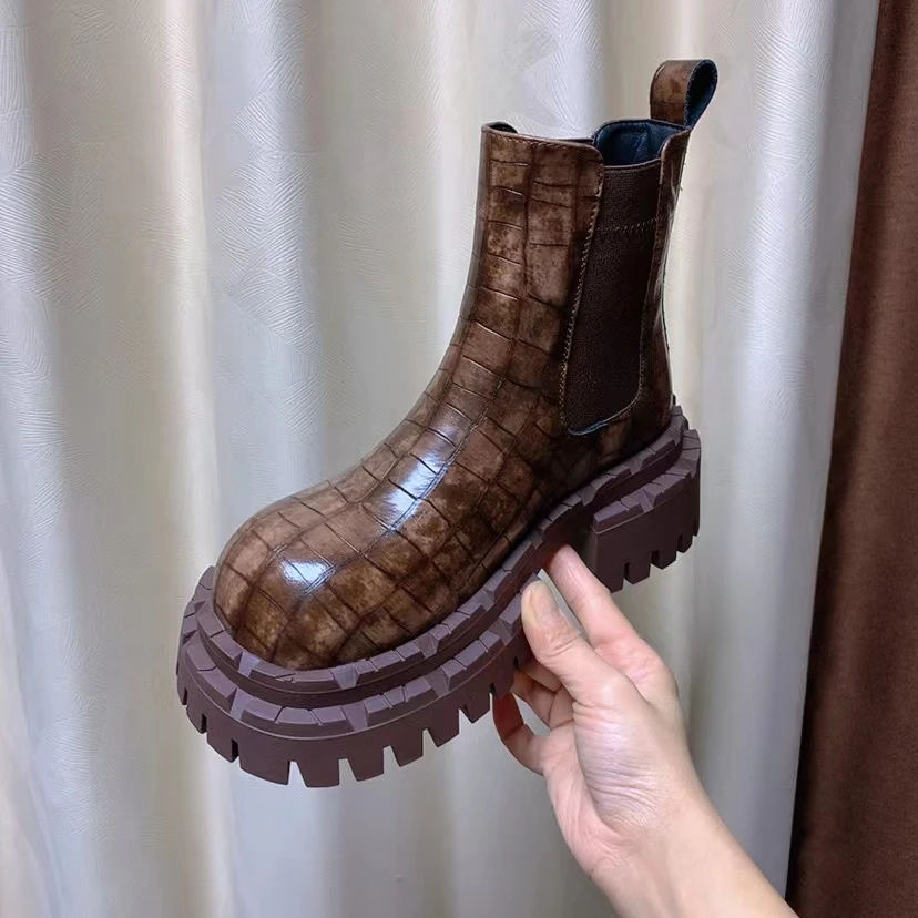 森女2024冬季新款厚底女士短靴8009-2