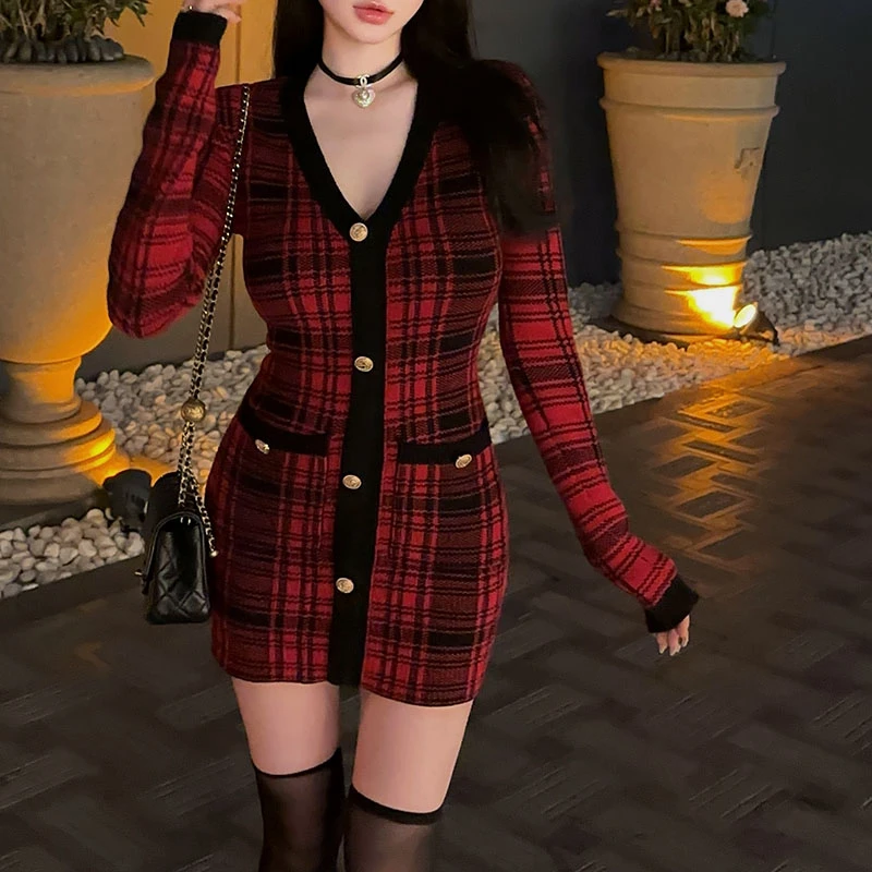 【红桃姐姐】格子针织连衣裙女收腰显瘦气质打底包臀短裙 6009