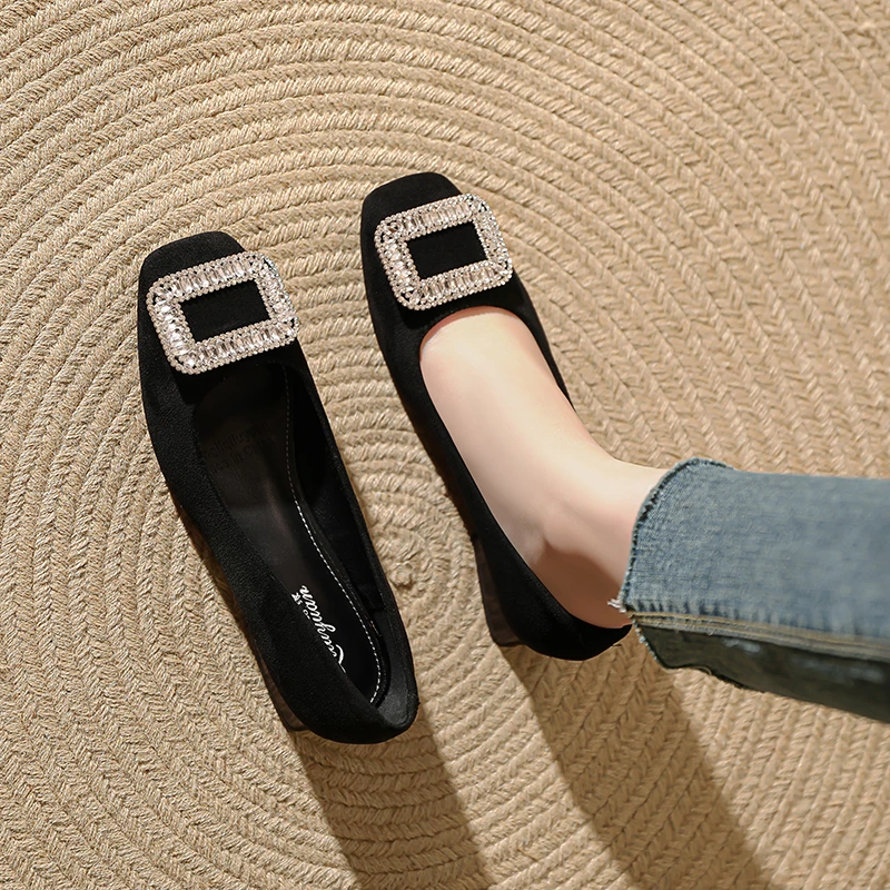 茱茱家3CM羊皮女单鞋爆款春秋气质百搭复古方头浅口低跟软底气质