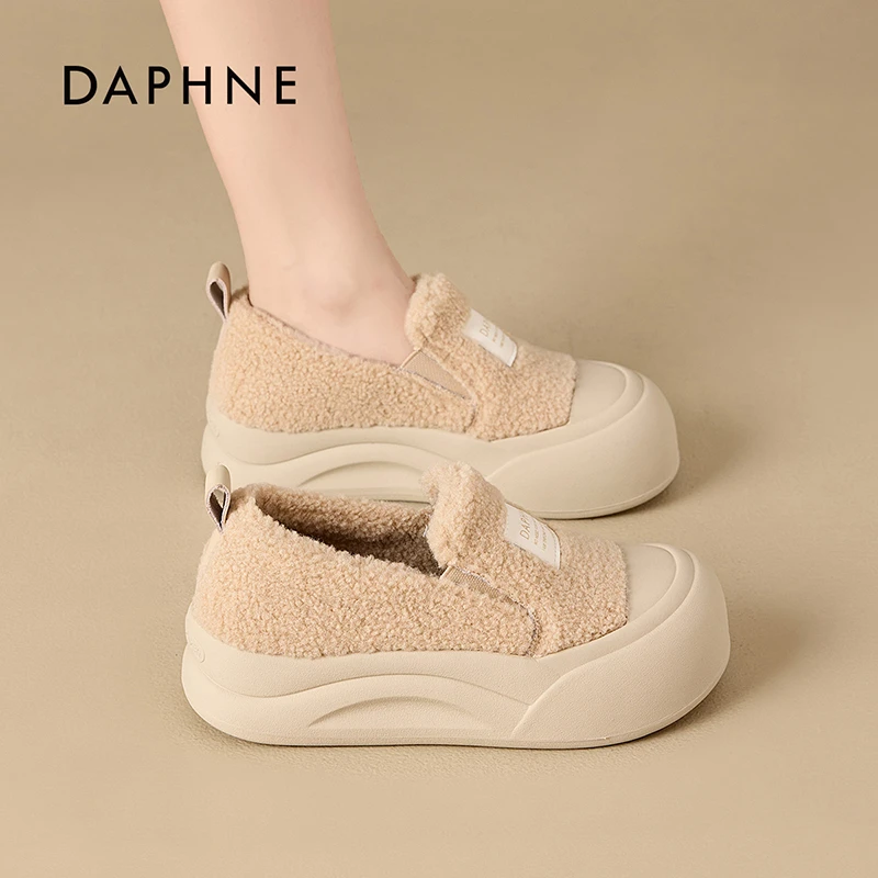 Daphne/达芙妮女鞋2025冬季板鞋加绒保暖时尚百搭运动毛毛鞋舒适