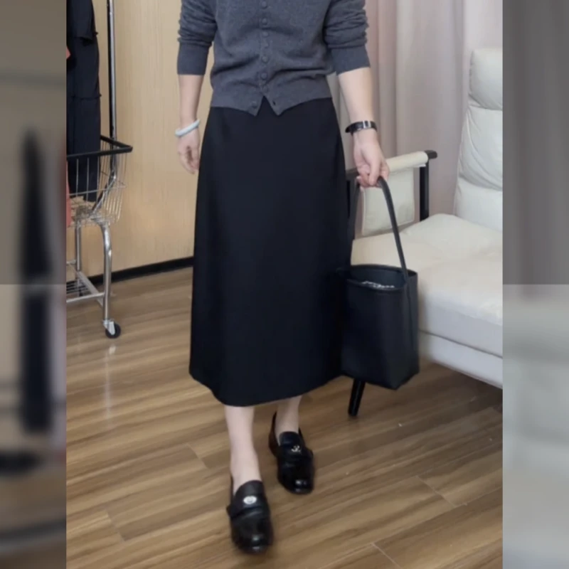 小个子半身裙秋冬加厚显瘦气质时尚休闲百搭黑色裙子