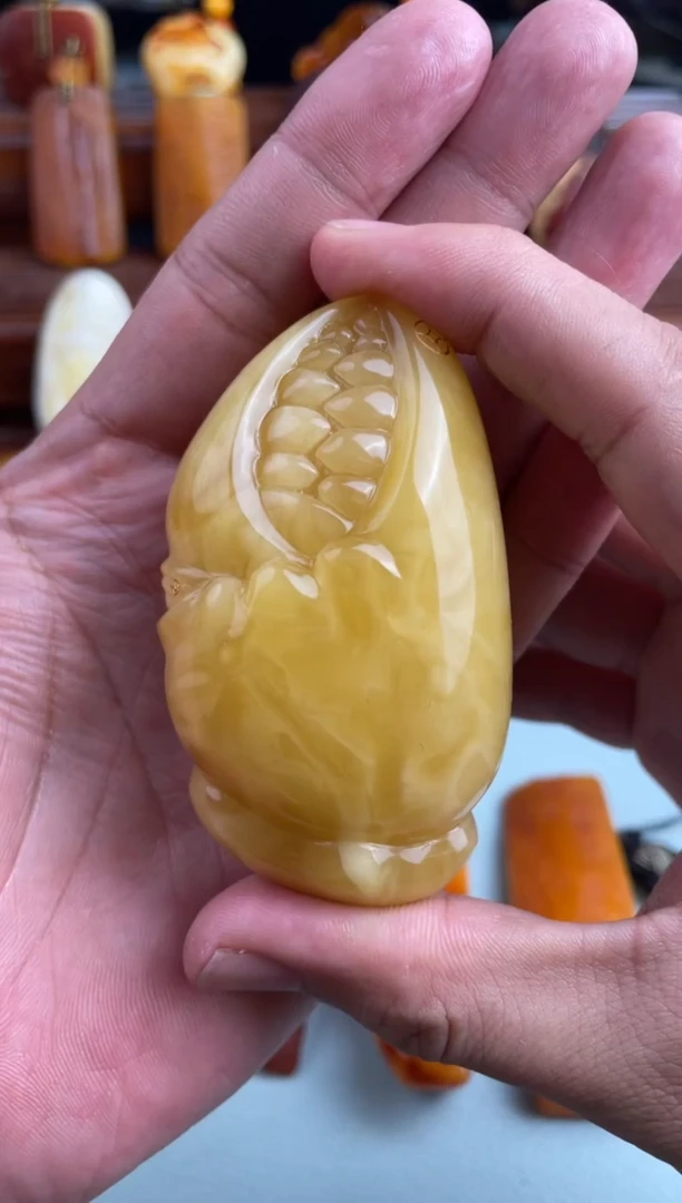 【闪购商品】定制琥珀未镶嵌定制打孔