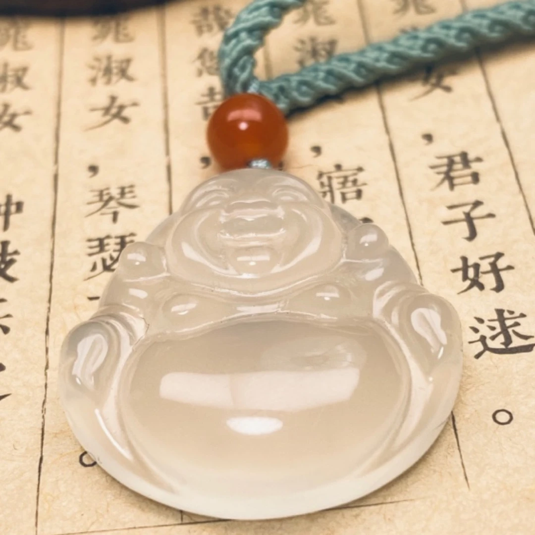 10万元翡翠冰种级 高冰佛公玛瑙吊坠