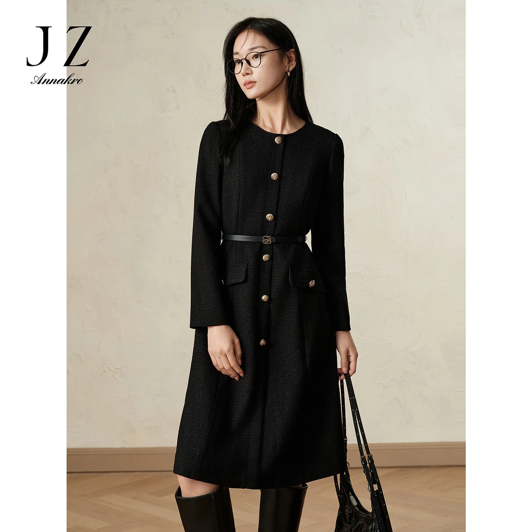 玖姿安娜蔻JTED50002优雅淑女肌理收腰聚会连衣裙小黑裙女2025冬