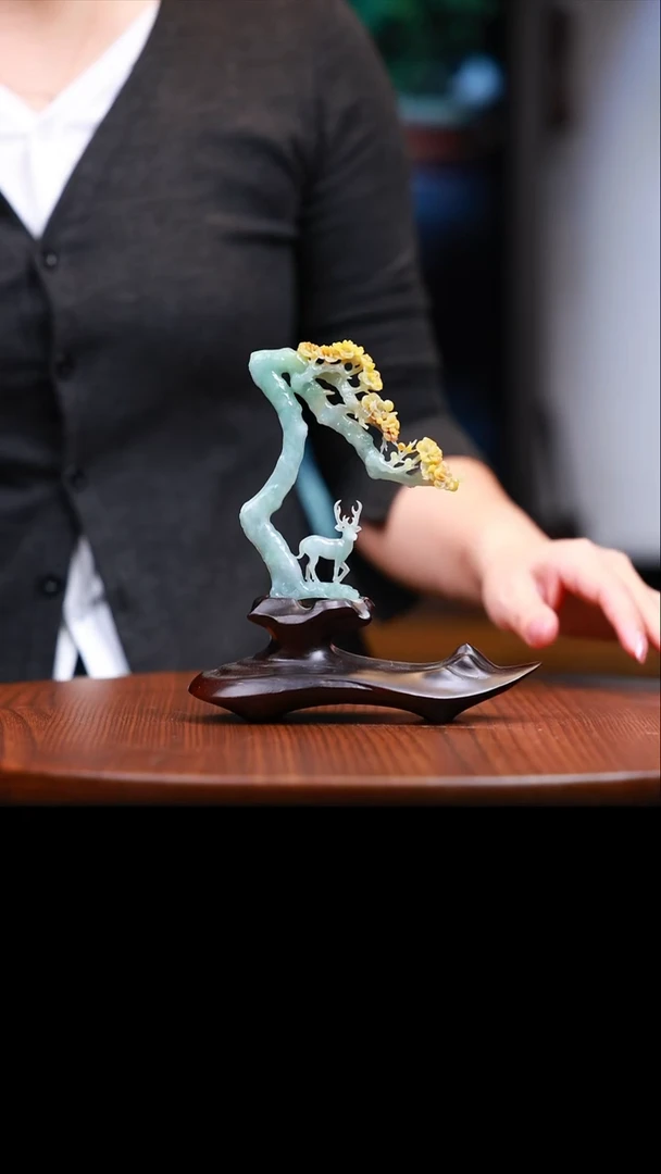 【闪购商品】翡翠摆件未镶嵌一鹿相伴