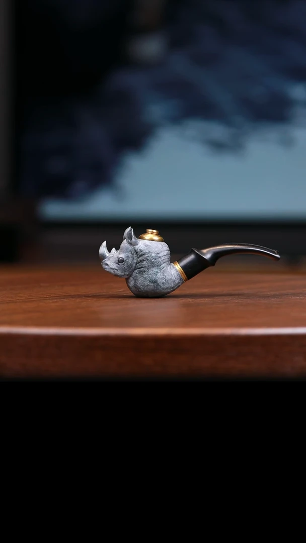 【闪购商品】翡翠摆件未镶嵌犀牛烟斗