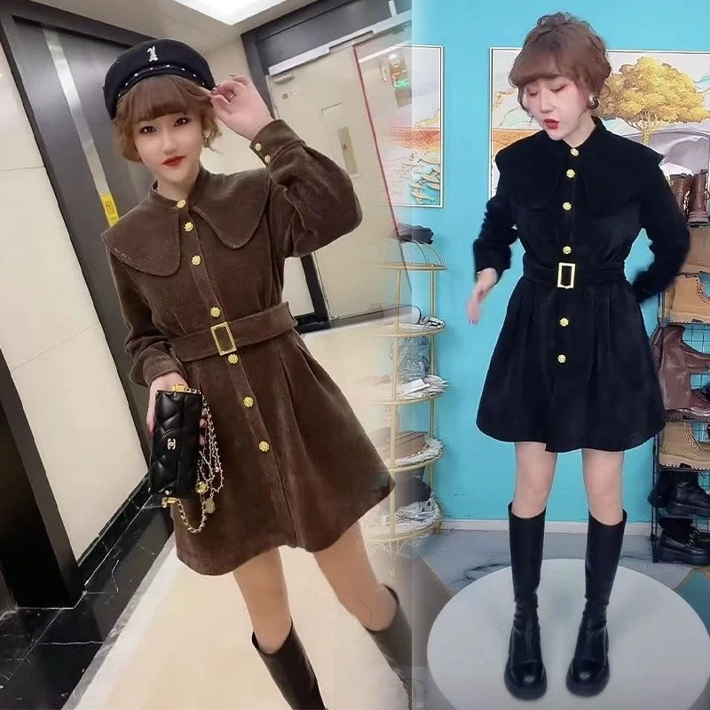 202秋冬新款水波纹灯芯绒连衣裙娃娃领A字裙中长款收腰裙子潮时髦