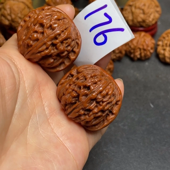 文玩核桃把件36楼呀176