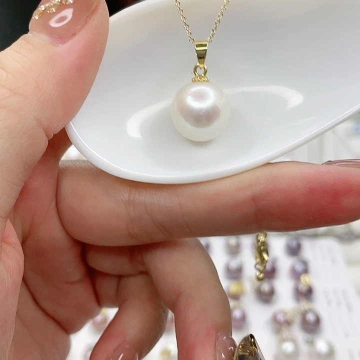 淡水珍珠吊坠(赠链)合金