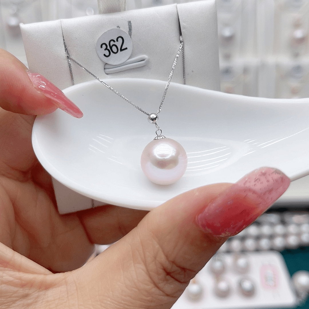 淡水珍珠颈饰18K金镶嵌