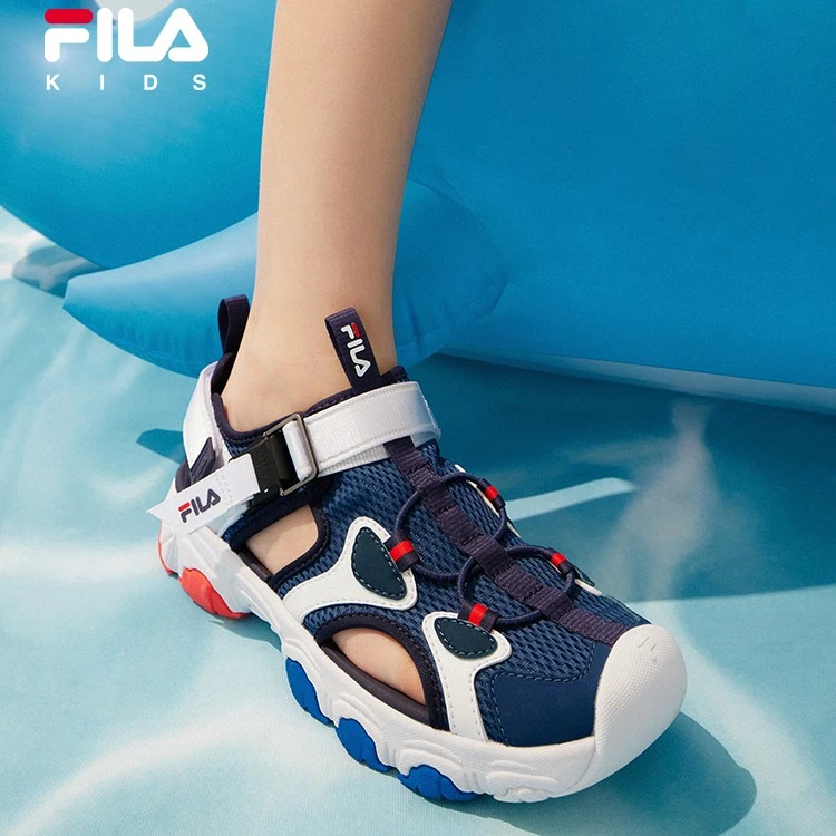 FILAKIDS【】中大童透气休闲包头防滑磁力扣凉鞋