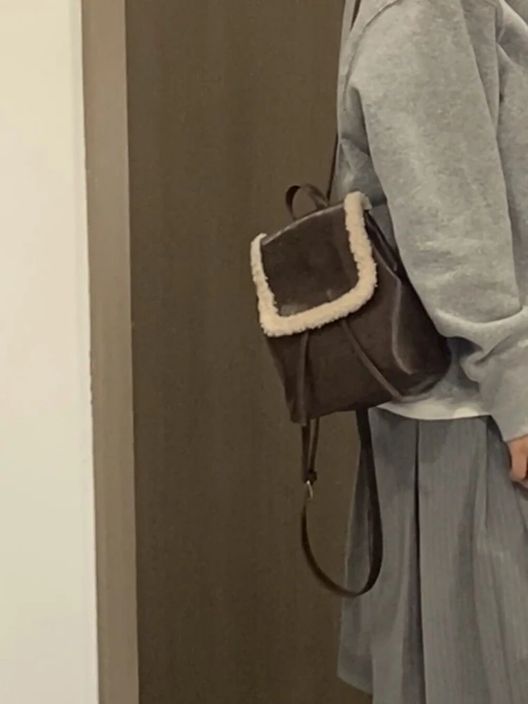 2024冬季新款复古毛绒双肩包女韩系ins简约百搭羊羔毛拼接包包女