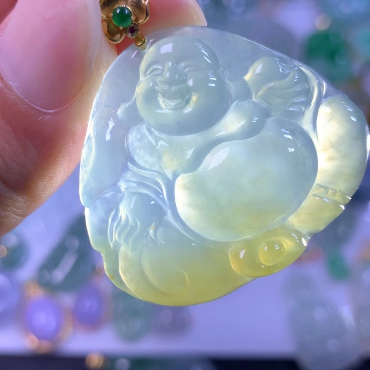 翡翠颈饰18K金镶嵌翡翠