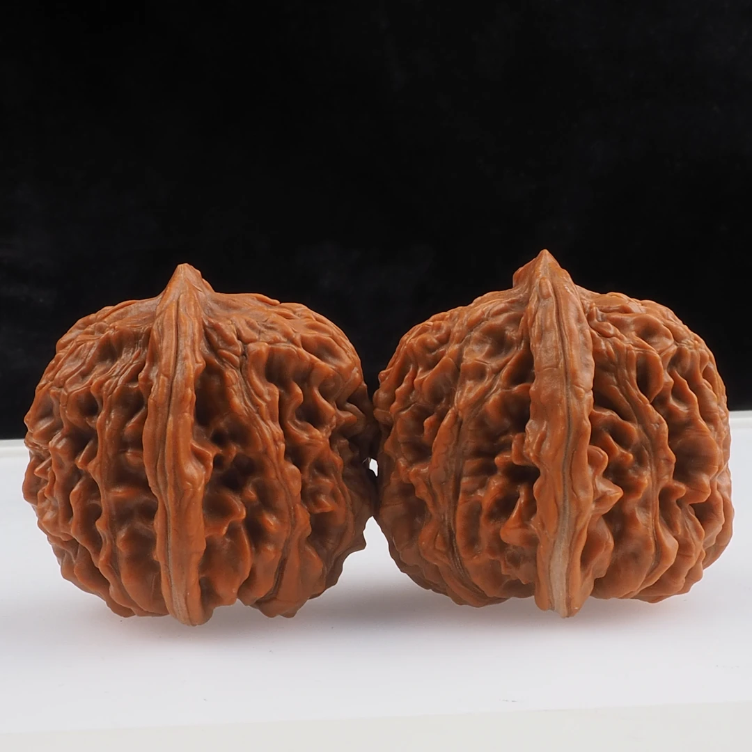 雨夜夫妻档手工打底款平谷高山四座楼精挑配对手捻文玩核桃