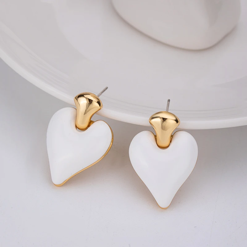 铜合金耳饰 【芳芳宠粉】高级感清新小爱心耳环