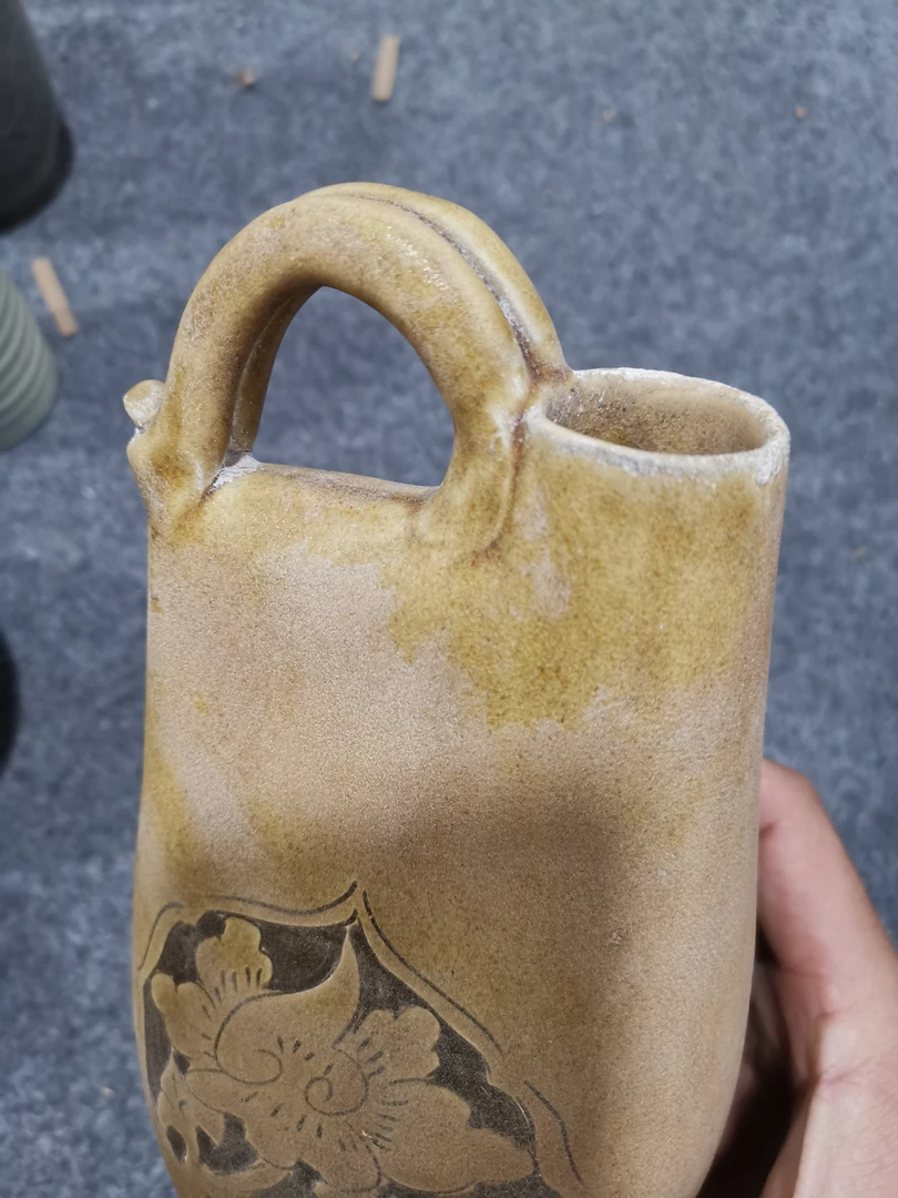 耀州窑耀州窑刻花瓷瓶