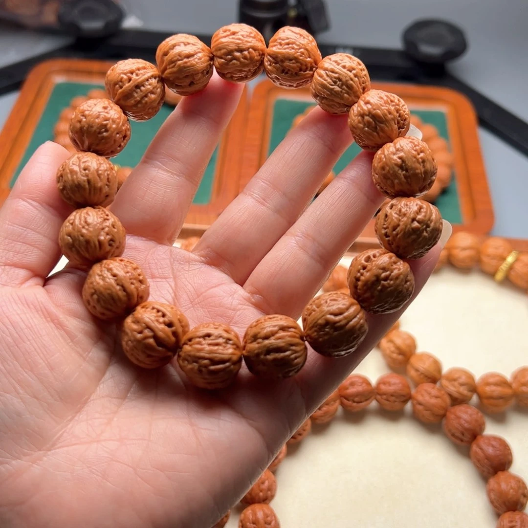 文玩核桃手串、**天野生小核桃