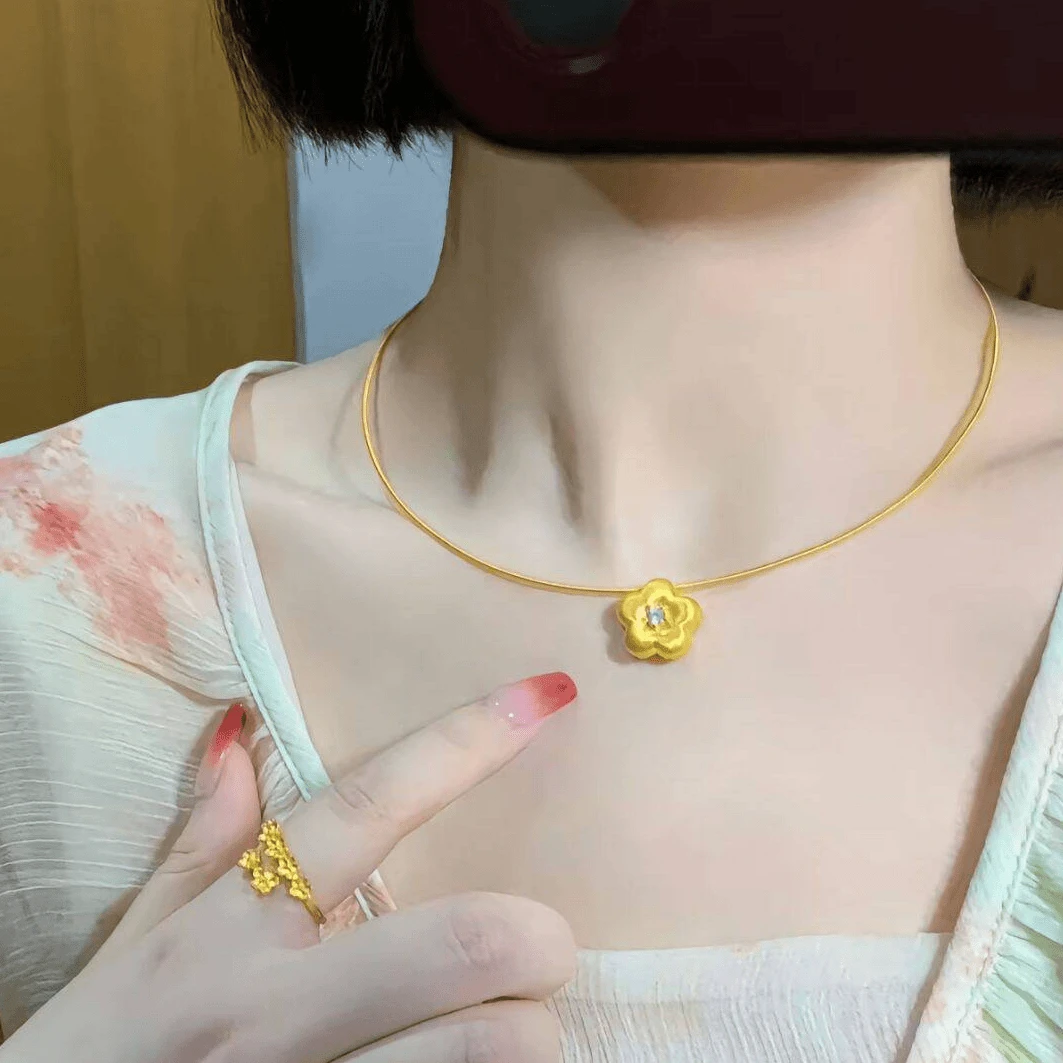 钛钢项链 七夕送女友金色小花项圈气质轻奢时尚折枝若若花朵项链