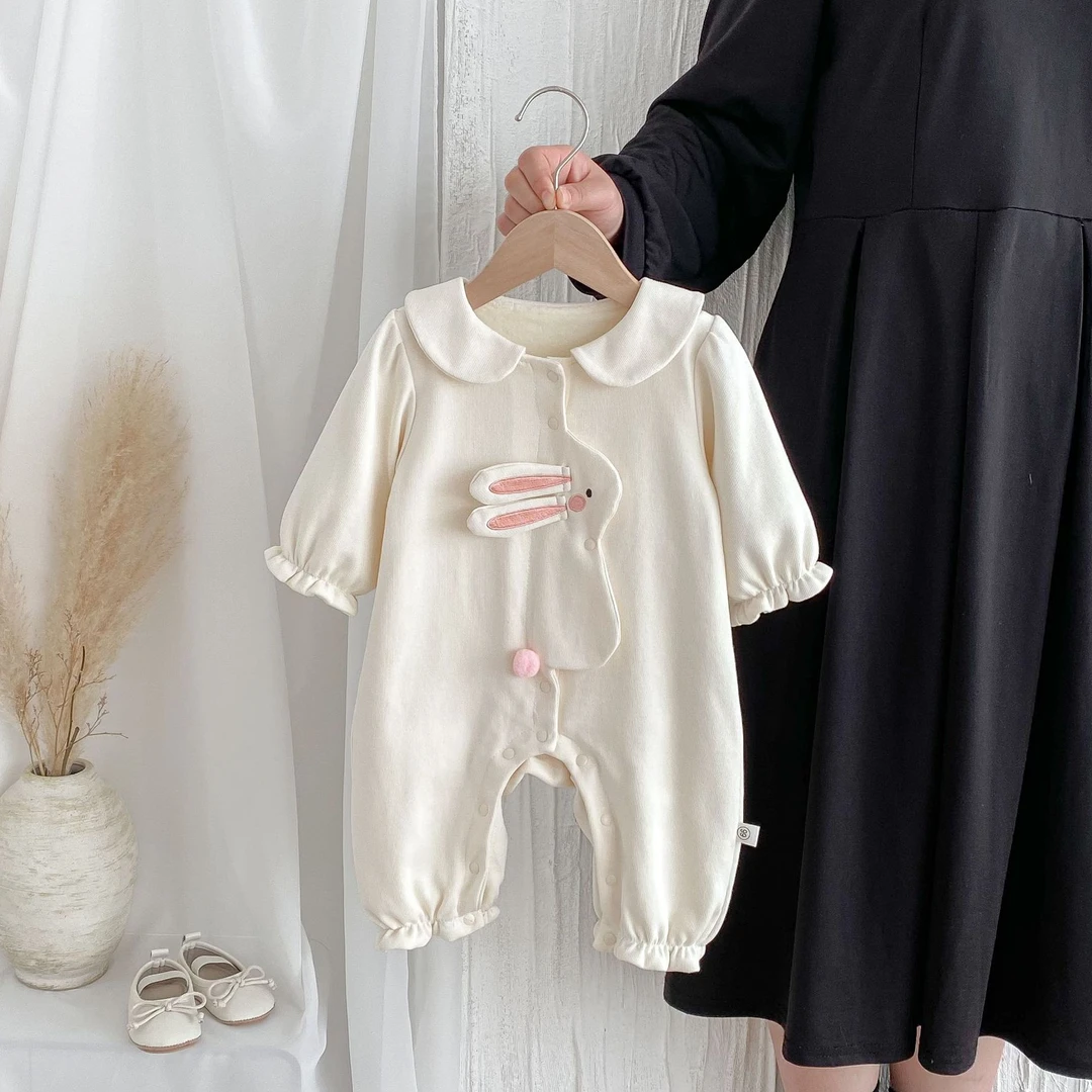 婴儿衣服秋装新生儿女宝宝连体衣满月百天超萌外出哈衣爬服春秋季