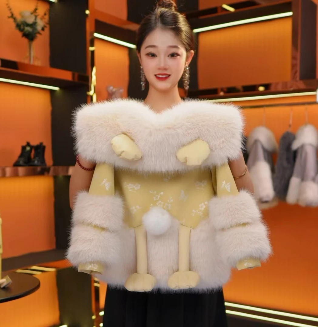 [MH 美画]-2024秋冬季女童立体卡通玩偶草草加棉加厚皮毛一体外套