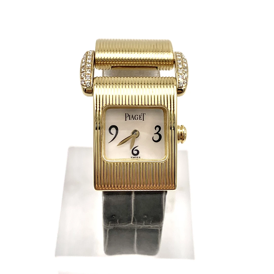 99新 Piaget/伯爵 石英/公价110000/24X17mm/SR240920008