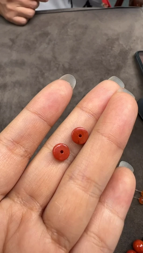 【闪购商品】南红玛瑙配饰未镶嵌原矿无优化瓦西隔片发一对