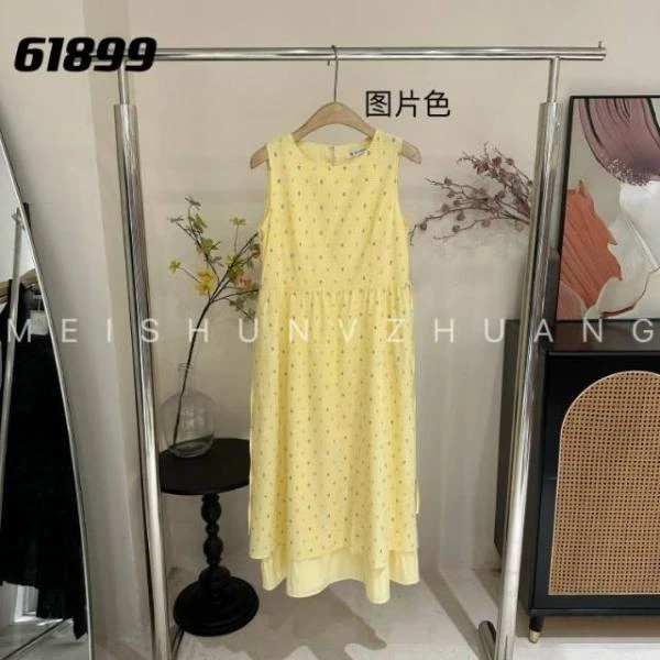 美树 61899 彩点绑带收腰别致减龄甜美连衣裙