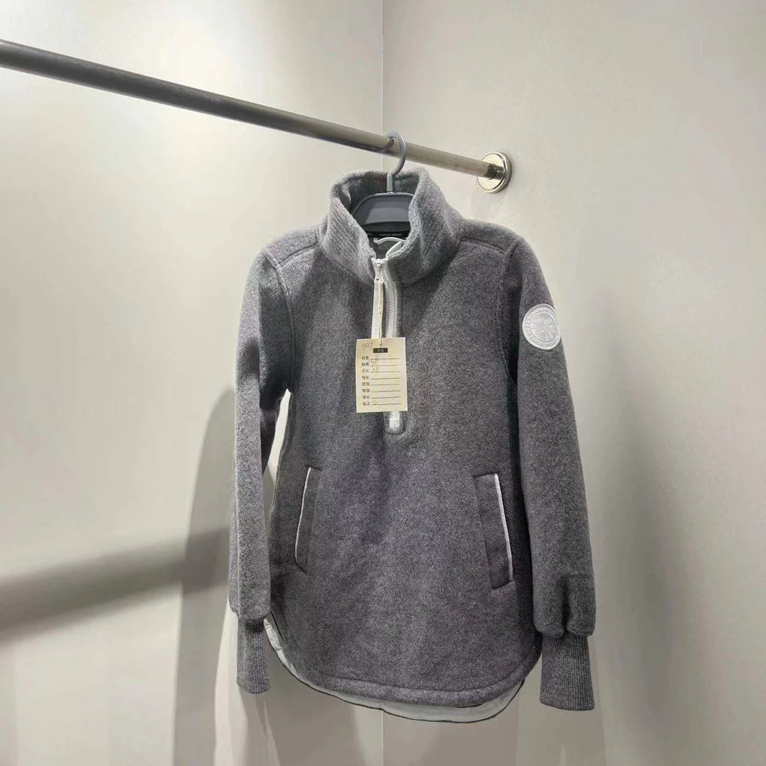 潮奢 加拿大鹅 S码 长袖/lm63190