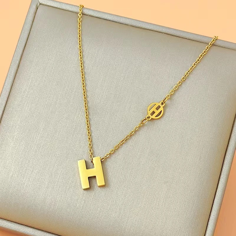 欧伦诗 钛钢项链 时髦气质百搭 大小字母H锁骨链-PE膜礼盒装 T