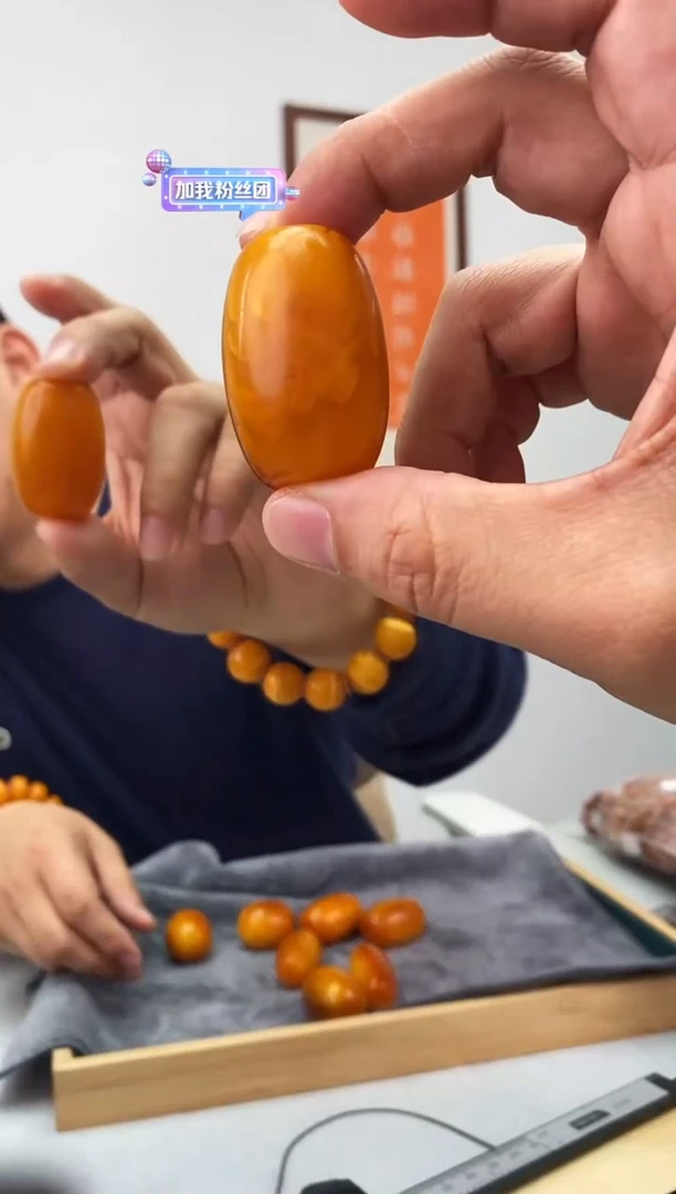 【闪购商品】蜜蜡珠宝奇石未镶嵌假一罚十微瑕随机多样性发一件