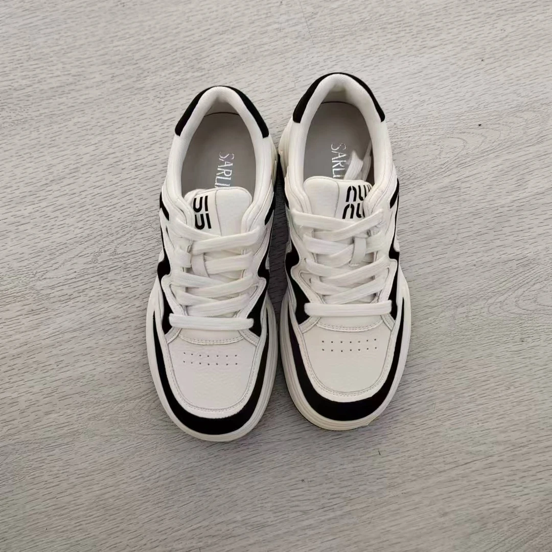 23Y49746莎莉娅RS时尚运动鞋