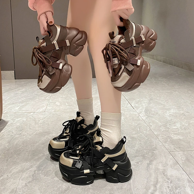 欧洲站2025新款今年流行的炸街老爹鞋女春季厚底增高轻便运动鞋潮