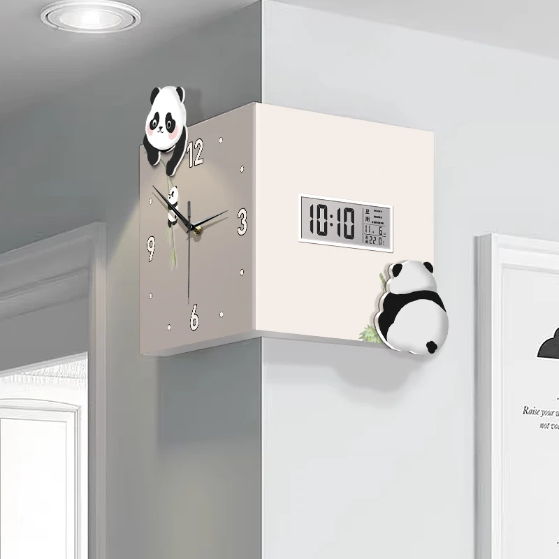 《萌宝熊猫-液晶版》熊猫转角双面挂钟万年历电子液晶高级感拐角钟