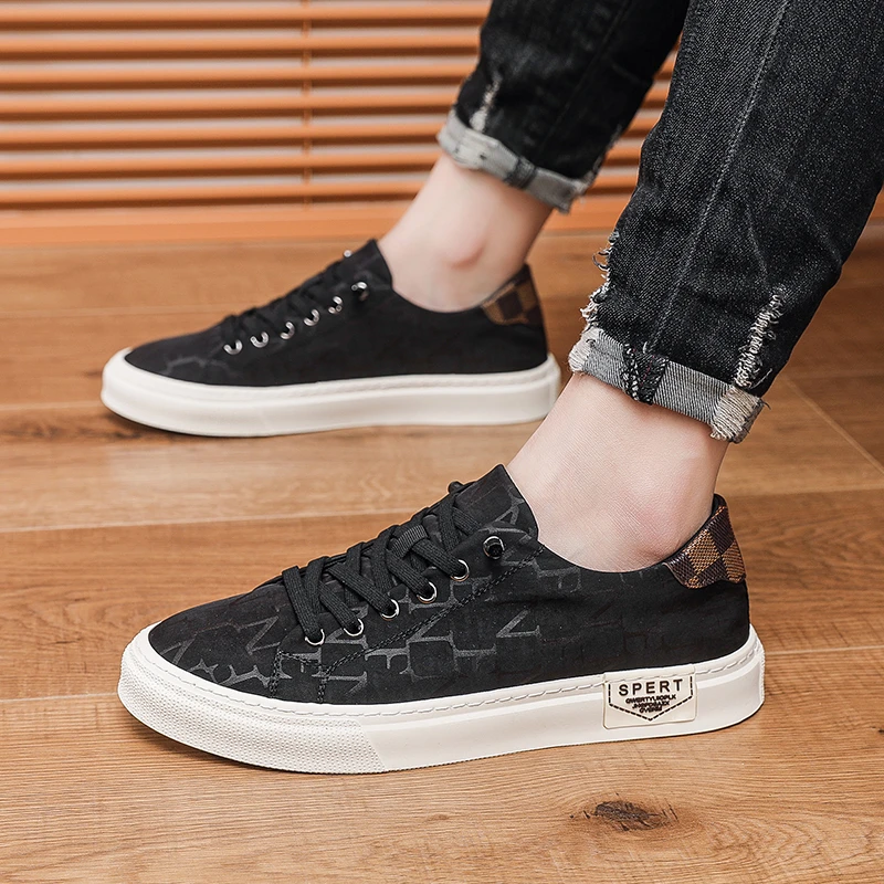 春季低帮男鞋男士休闲百搭时尚透气潮流小白鞋防滑老北京布鞋潮鞋
