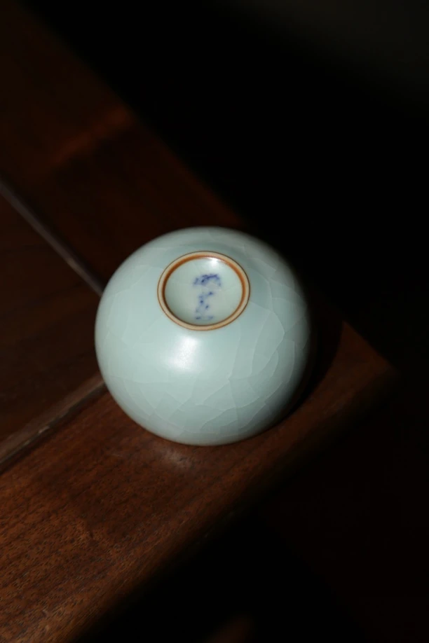 晓芳窑早期九十年代仿汝天青开片圆口杯