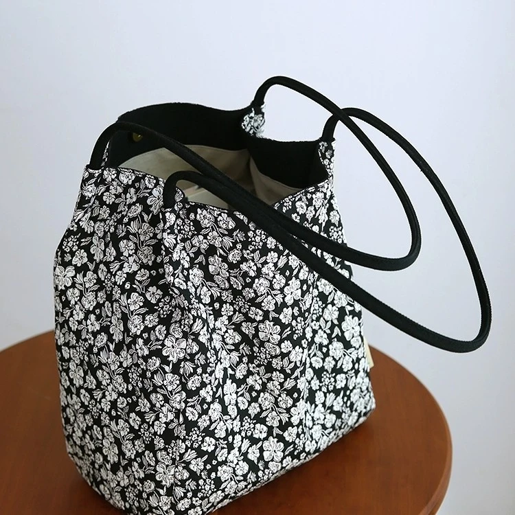 文艺手提包女小众帆布女包碎花大容量单肩托特包百搭饭盒包袋