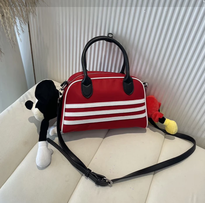 炒鸡可爱~！高品质牛津布玩偶女款包包（长25cm高17cm宽12cm）