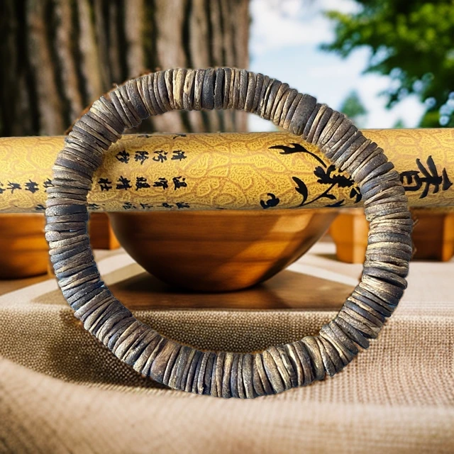 天然沉香药片绿奇楠沉香手串沉香金钱片手串沉香片沉香金钱串手链