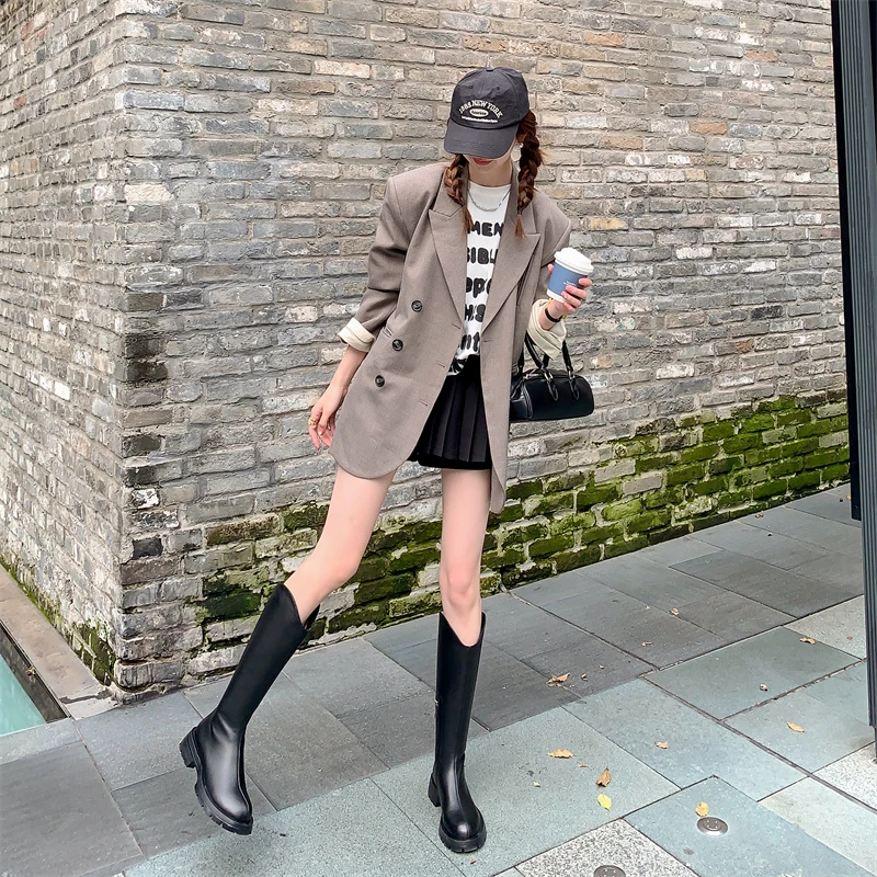 【鞋逅】~4厘米真皮~粗跟V口骑士靴女新款不过膝小个子长筒靴